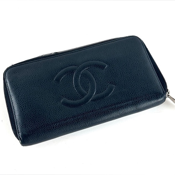 Vintage Chanel Caviar Leather Zippy Wallet - Picture 16 of 16